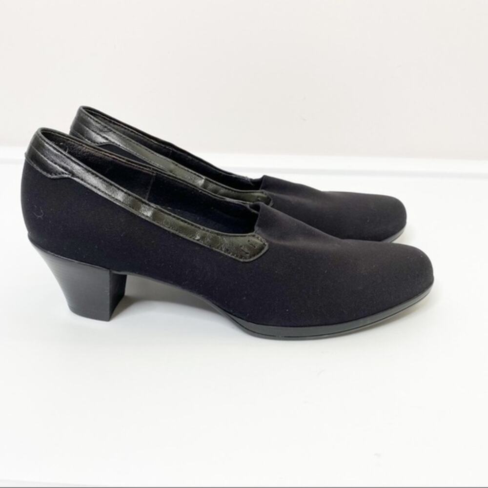 Munro Black Slip On Rubber Sole‎ Pumps Size 9.5M